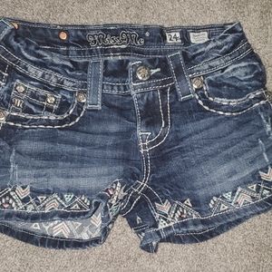 Buckle shorts